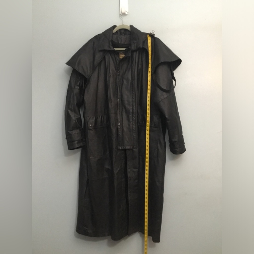 Guide gear Men's Black Leather Trench Coat with Cape-Style Yoke